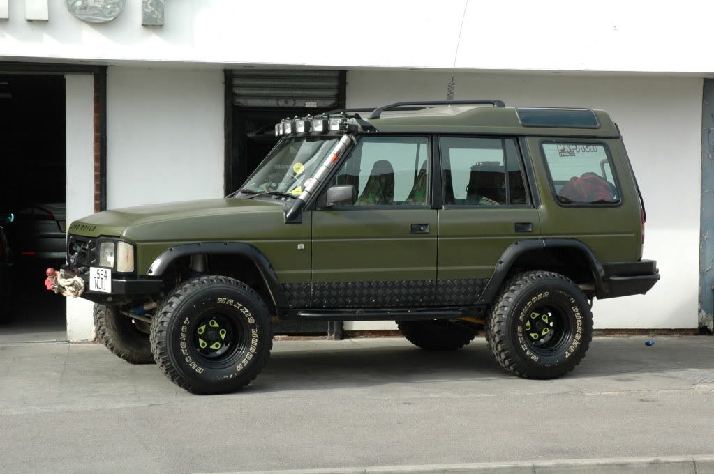 Download Land Rover Discovery 2 1998-2004 Service Repair Manual pdf ...